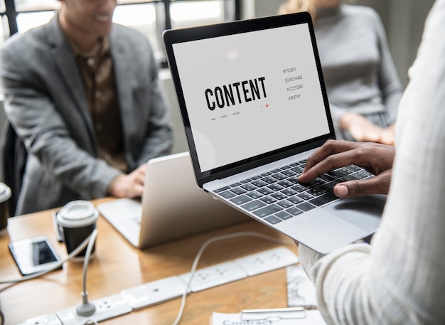 https://www.searchenginemagazine.com/smart-ways-boosting-content-marketing-roi-successful-seo/