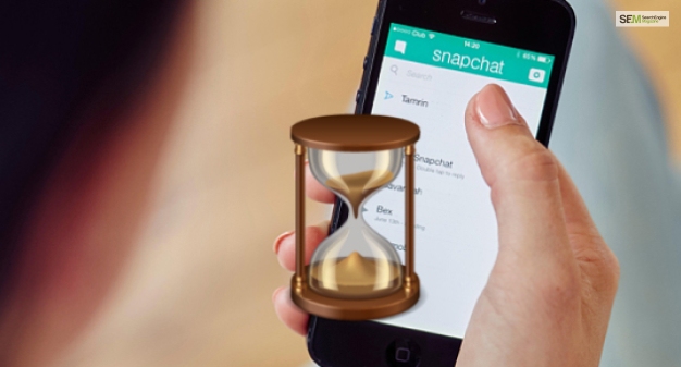 what does the hourglass mean on Snapchat
