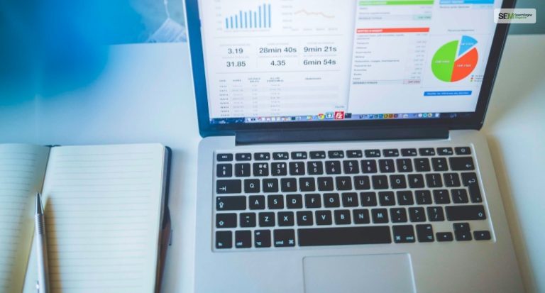 What Data Table Display Compares Report Metrics To The Website Average?
