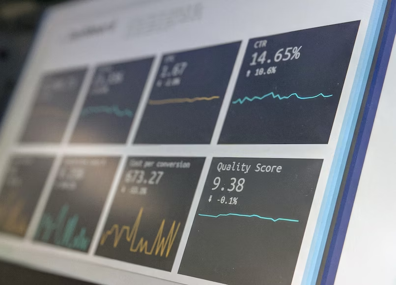 Spotting Low-Quality Websites