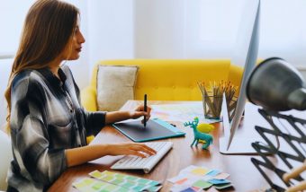 How to Incorporate Customer Feedback into Your Logo Design