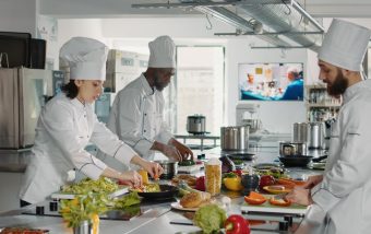 how to advertise cooking business
